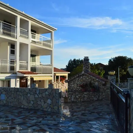 In With Balcony, Air Condition, Wifi, Washing Machine